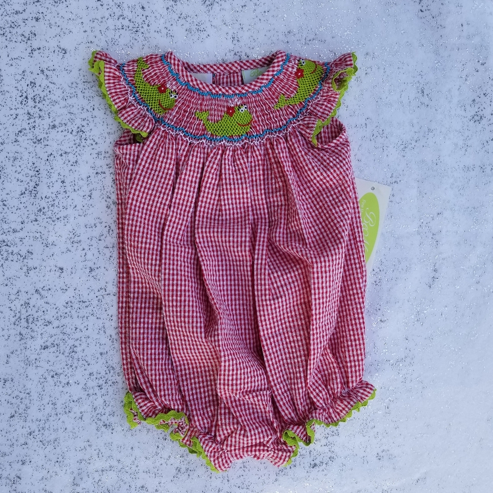 Smocked Whale Bubble